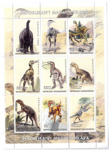 MADAGASCAR Foglietto sui dinosauri 1999 serie completa nuova 9 francobolli
